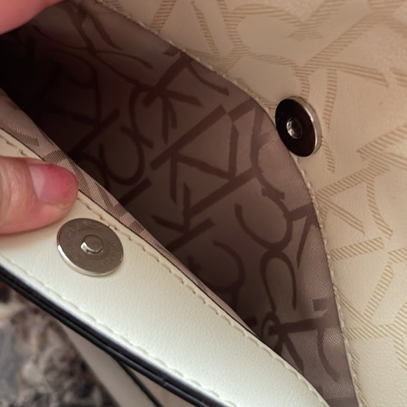 Calvin Klein Crossbody Purse - Picture 10 of 10